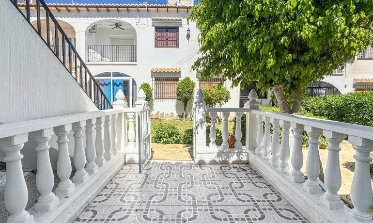 Venta - Apartamento / piso -
Torrevieja - Los Balcones - Los Altos del Edén