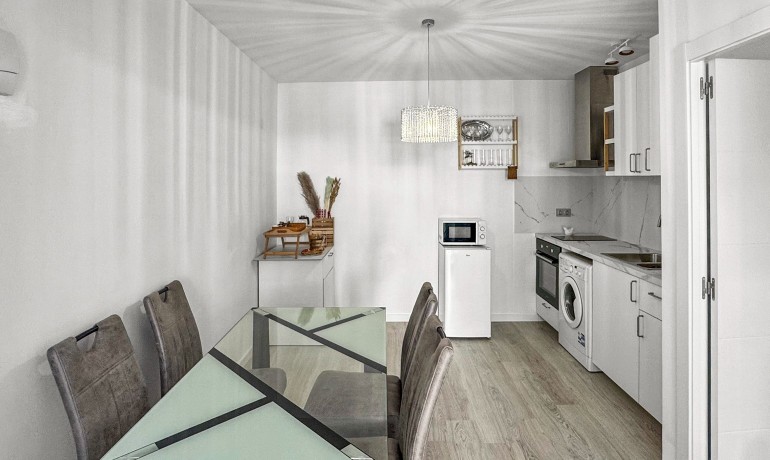 Venta - Apartamento / piso -
Torrevieja - Los Balcones - Los Altos del Edén