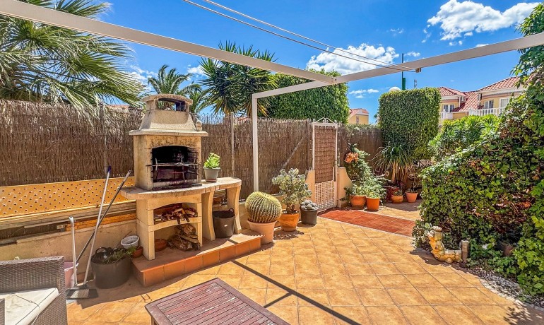Venta - Casa -
Orihuela Costa - Los Almendros-La Florida