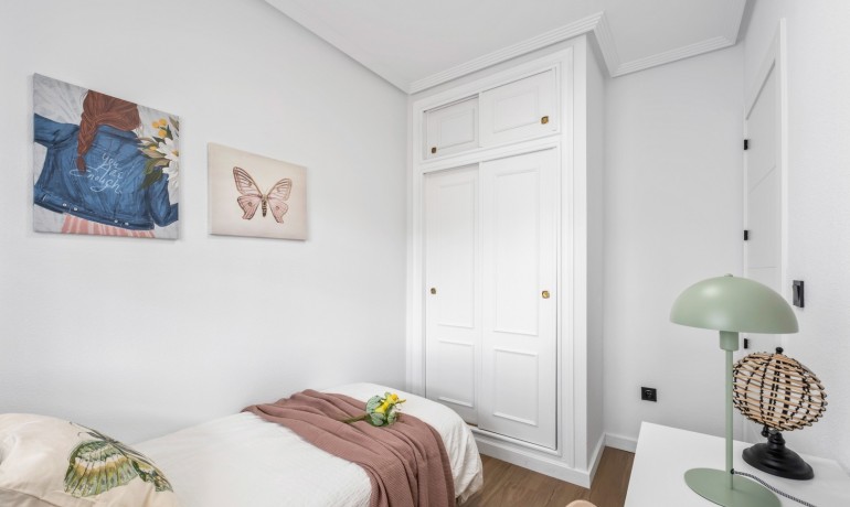 Revente - Appartement / Flat -
Playa Flamenca