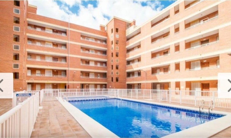 Venta - Apartamento / piso -
Torrevieja - Playa Los Naufragos