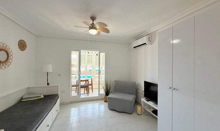 Venta - Apartamento / piso -
Torrevieja - Torre La Mata