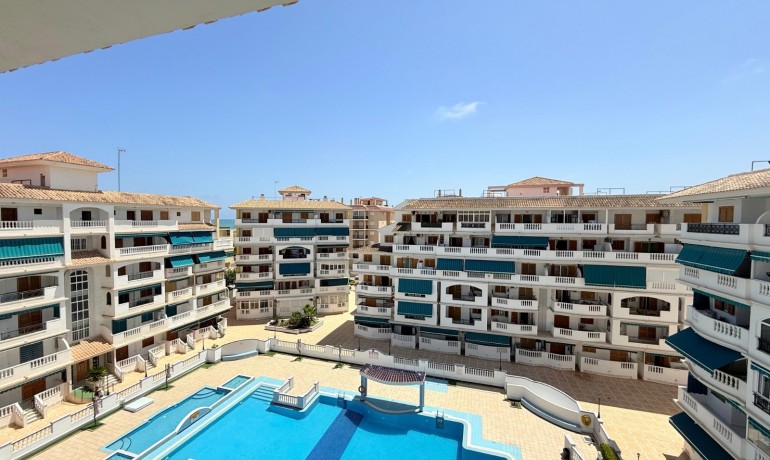 Venta - Apartamento / piso -
Torrevieja - Torre La Mata