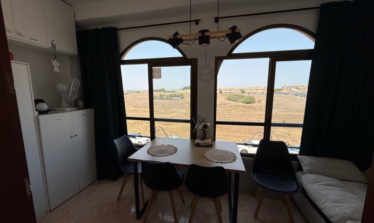 Venta - Apartamento / piso -
Torrevieja - Torre La Mata
