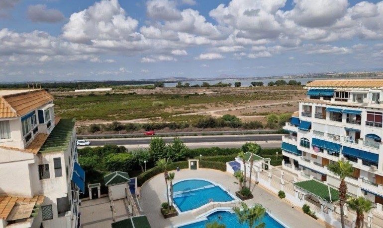 Venta - Apartamento / piso -
Torrevieja - Torre La Mata