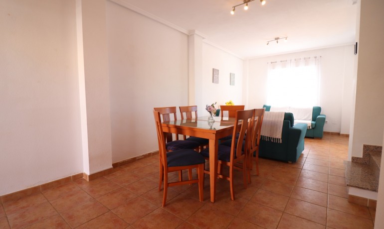 Venta - Villa -
San Miguel de Salinas - Lake View Mansions