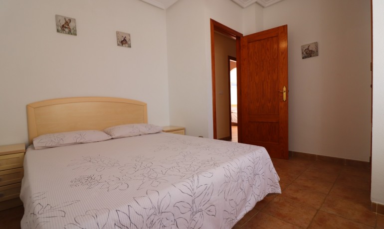 Venta - Villa -
San Miguel de Salinas - Lake View Mansions