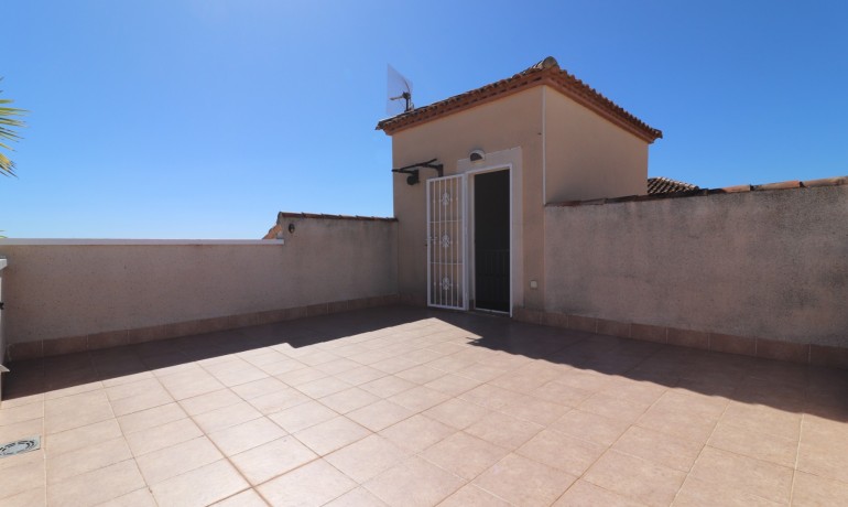 Venta - Villa -
San Miguel de Salinas - Lake View Mansions