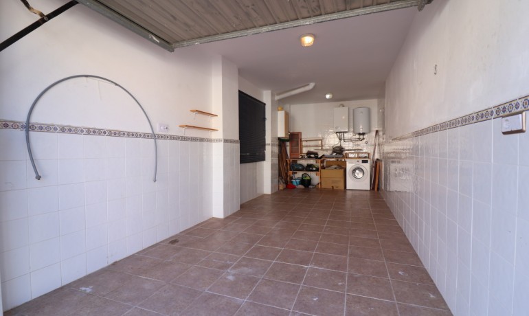 Venta - Villa -
San Miguel de Salinas - Lake View Mansions