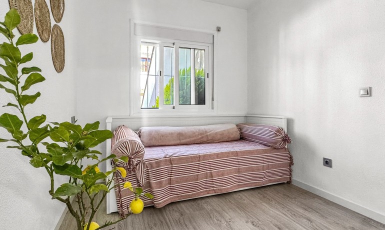 Venta - Apartamento / piso -
Torrevieja - Los Balcones - Los Altos del Edén