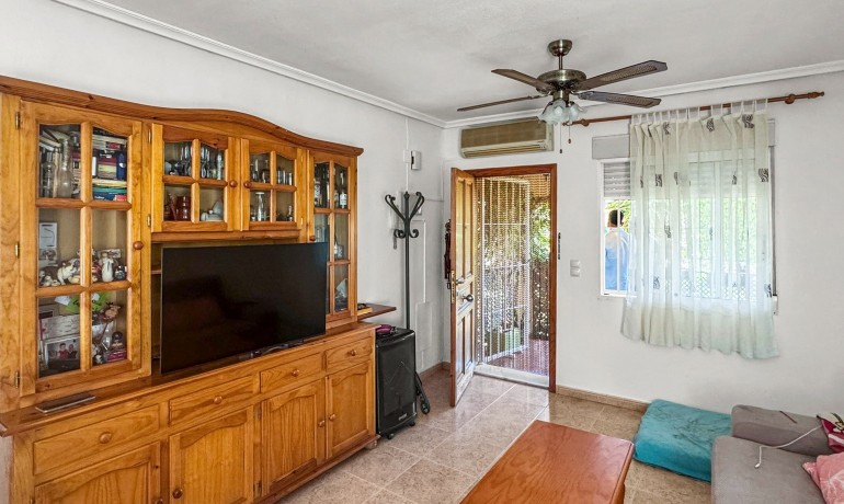 Venta - Casa -
Orihuela Costa - Los Almendros-La Florida