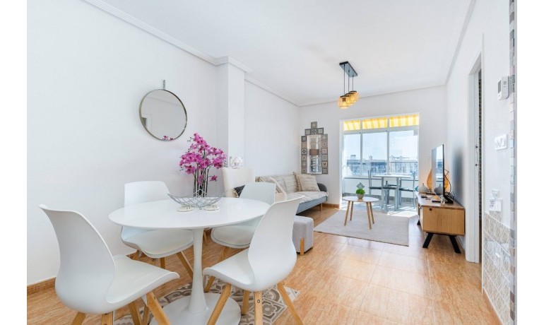 Venta - Apartamento / piso -
Orihuela Costa - Playa Flamenca