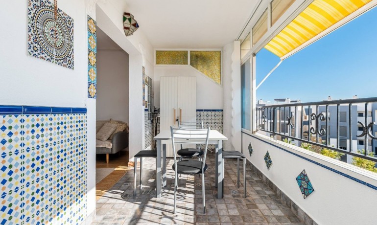 Venta - Apartamento / piso -
Orihuela Costa - Playa Flamenca