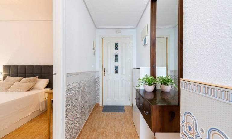 Venta - Apartamento / piso -
Orihuela Costa - Playa Flamenca