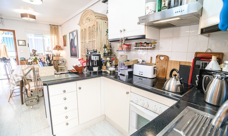 Venta - Apartamento / piso -
ALICANTE - La Florida