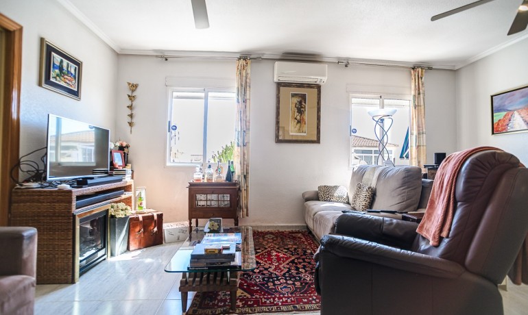 Venta - Apartamento / piso -
ALICANTE - La Florida