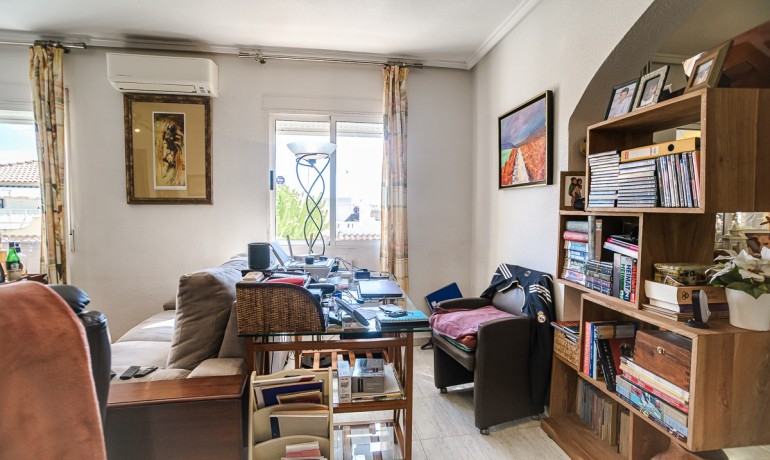 Venta - Apartamento / piso -
ALICANTE - La Florida