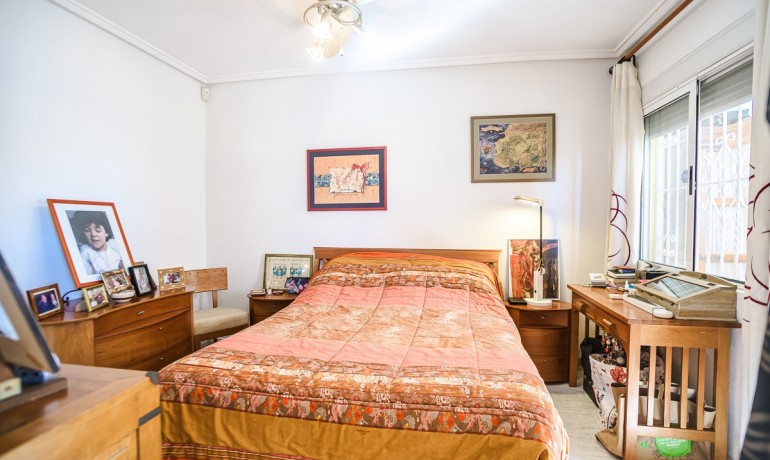 Venta - Apartamento / piso -
ALICANTE - La Florida