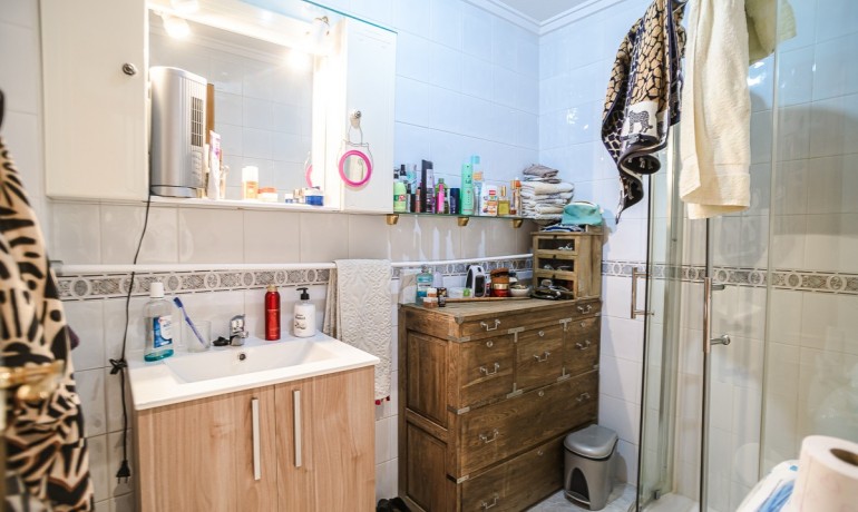 Venta - Apartamento / piso -
ALICANTE - La Florida