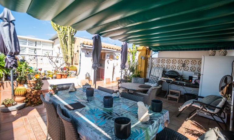 Venta - Apartamento / piso -
ALICANTE - La Florida