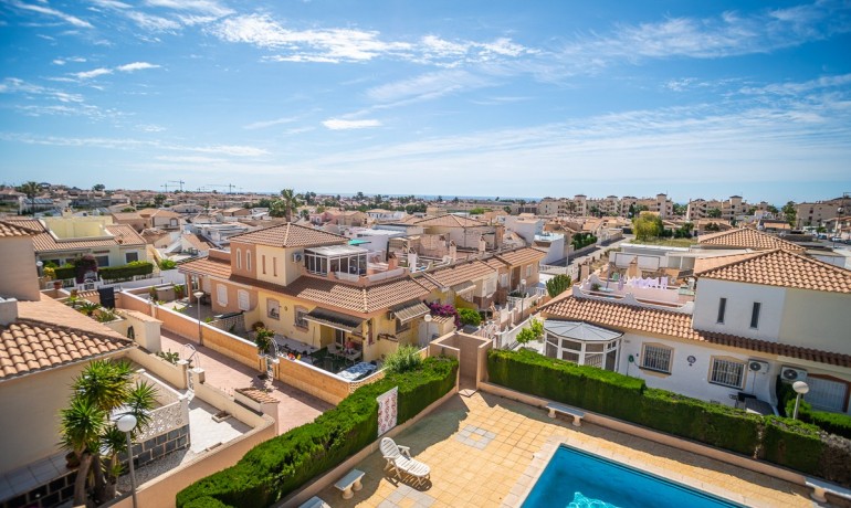 Venta - Apartamento / piso -
ALICANTE - La Florida