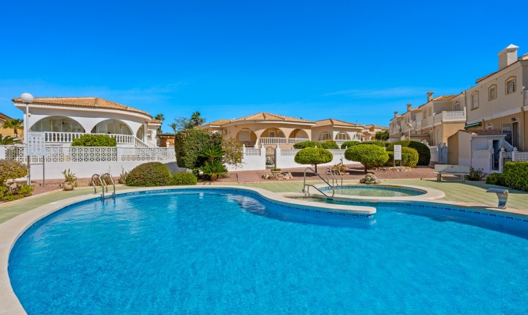 Venta - Villa -
Benijófar - Monte Azul/ El Dorado