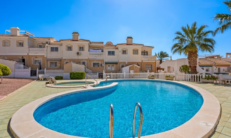 Venta - Villa -
Benijófar - Monte Azul/ El Dorado