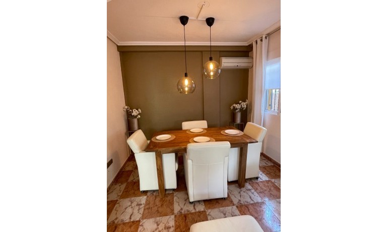 Revente - Villa -
Orihuela Costa* - La Regia