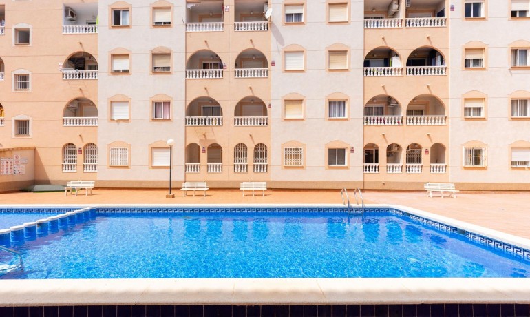 Sale - Apartment / Flat -
Torrevieja* - Estacion de autobuses