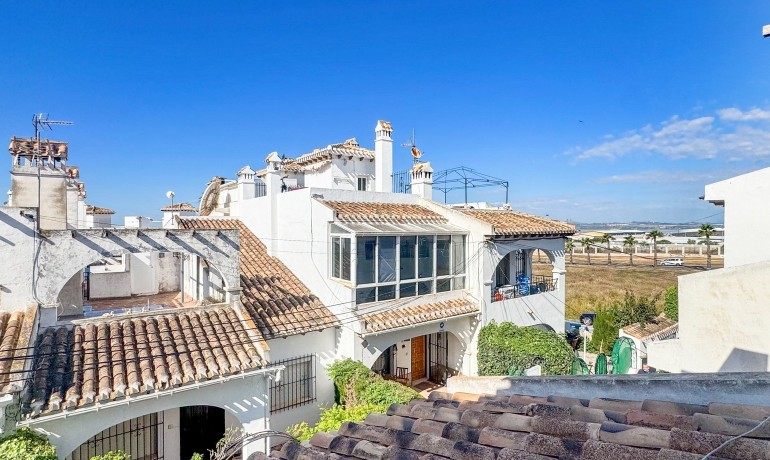 Sale - Apartment / Flat -
Torrevieja* - Nueva Torrevieja - Aguas Nuevas