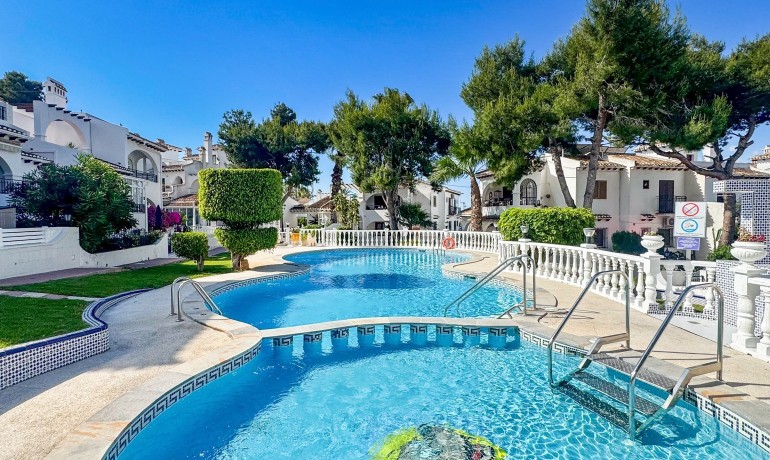 Sale - Apartment / Flat -
Torrevieja* - Nueva Torrevieja - Aguas Nuevas