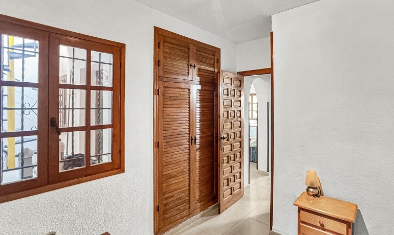 Sale - Apartment / Flat -
Torrevieja* - Nueva Torrevieja - Aguas Nuevas