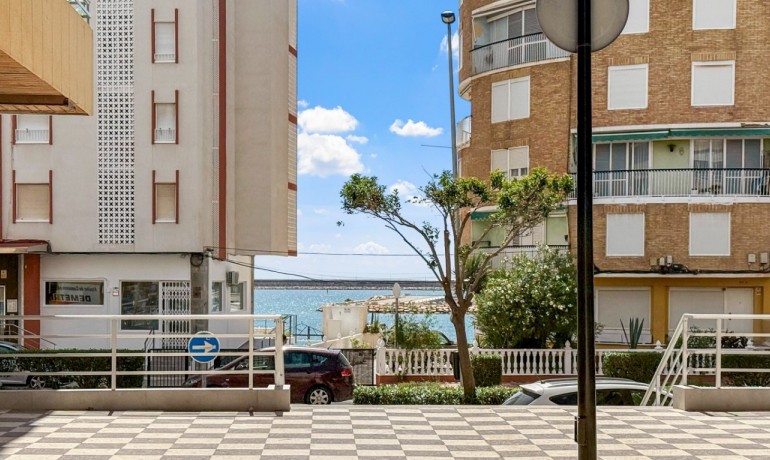 Herverkoop - Appartement / Flat -
Torrevieja* - El Acequión - Los Náufragos