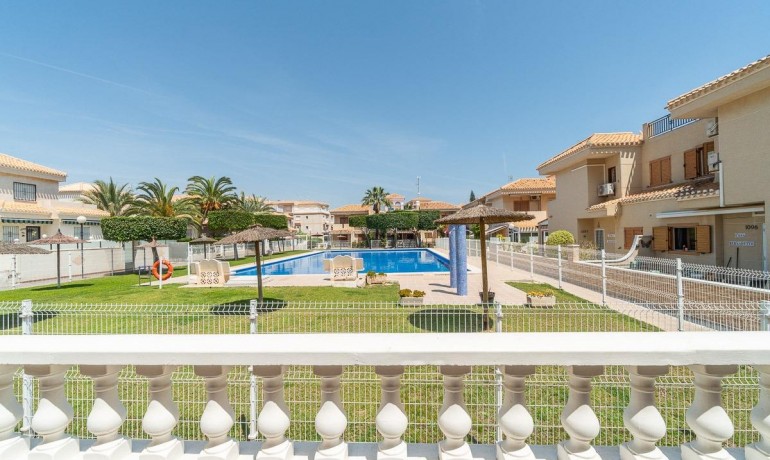 Venta - Villa -
Orihuela Costa - Playa Flamenca