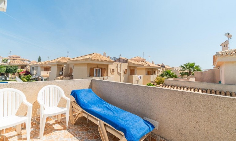 Venta - Villa -
Orihuela Costa - Playa Flamenca