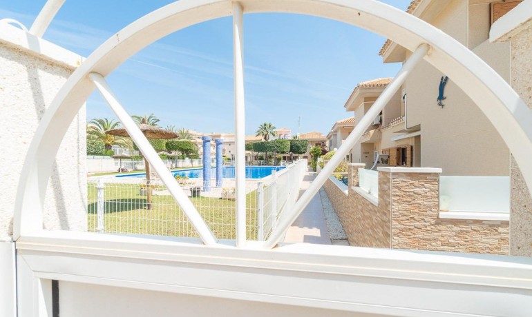 Venta - Villa -
Orihuela Costa - Playa Flamenca