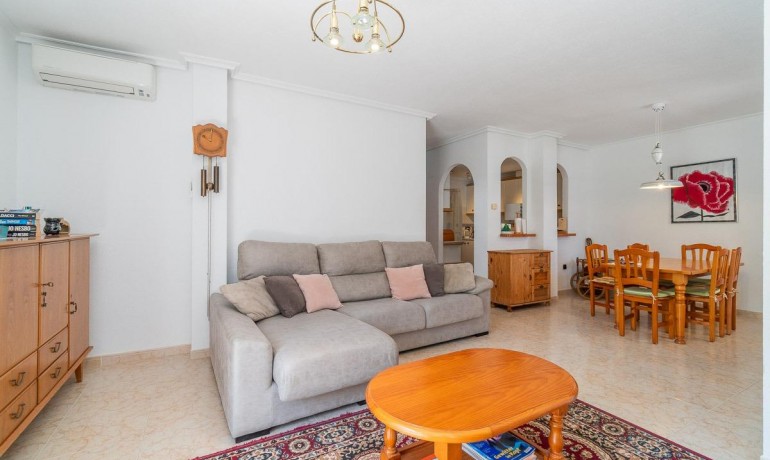 Venta - Villa -
Orihuela Costa - Playa Flamenca