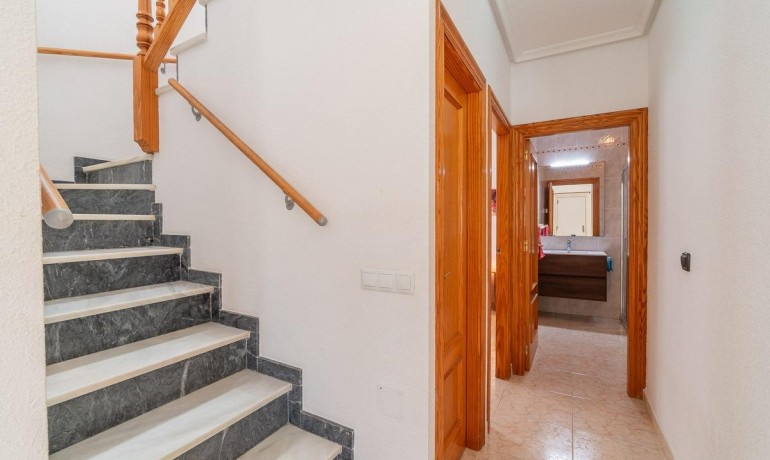 Venta - Villa -
Orihuela Costa - Playa Flamenca