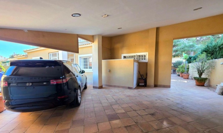 Venta - Villa -
Dehesa de campoamor - Campoamor