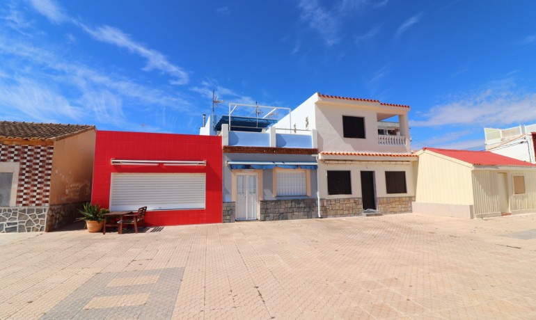 Herverkoop - Appartement / Flat -
Los Nietos - Los Nietos - Town