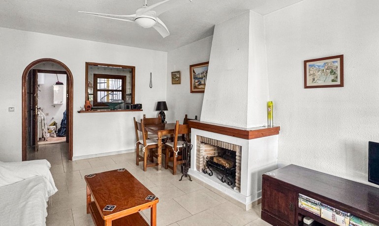 Revente - Appartement / Flat -
Torrevieja - Aguas Nuevas