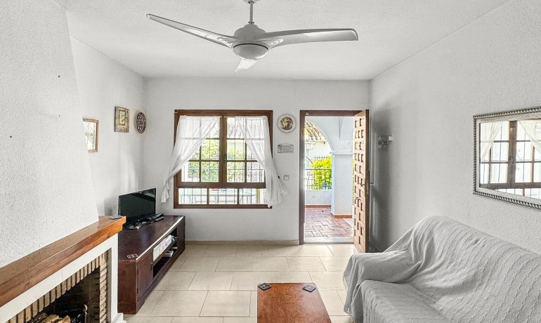 Revente - Appartement / Flat -
Torrevieja - Aguas Nuevas