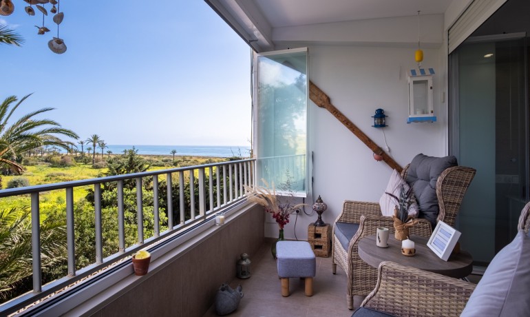Revente - Appartement / Flat -
Orihuela Costa* - Punta Prima