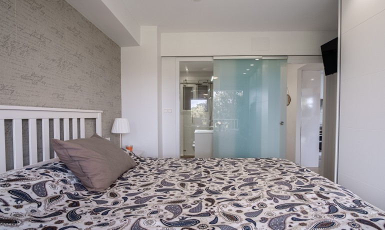 Revente - Appartement / Flat -
Orihuela Costa* - Punta Prima