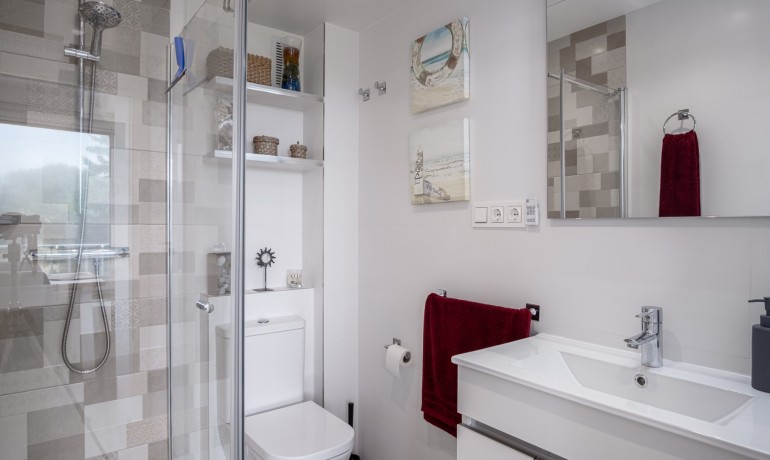 Revente - Appartement / Flat -
Orihuela Costa* - Punta Prima