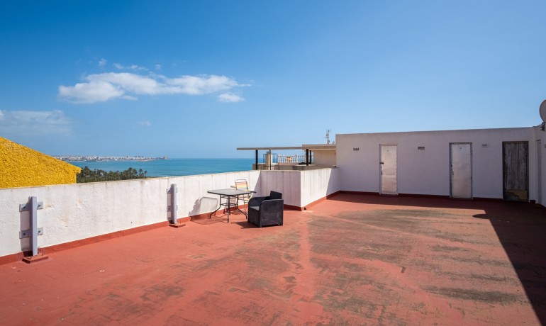 Revente - Appartement / Flat -
Orihuela Costa* - Punta Prima