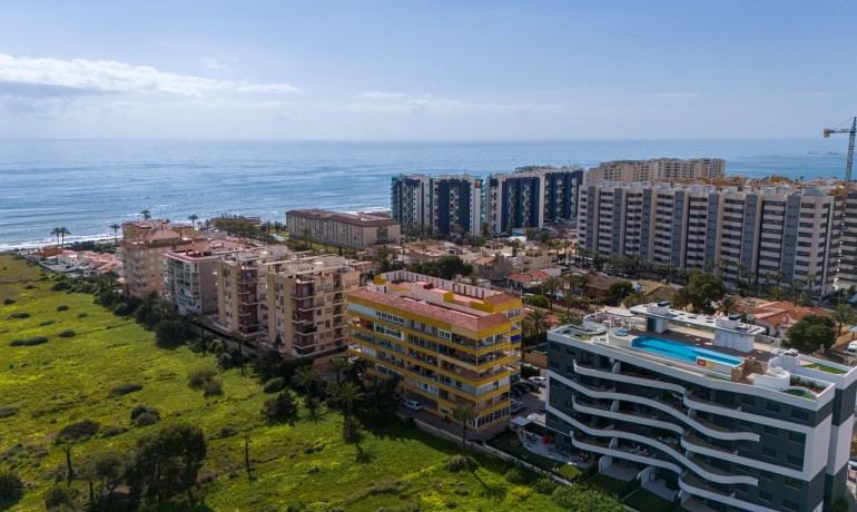Revente - Appartement / Flat -
Orihuela Costa* - Punta Prima
