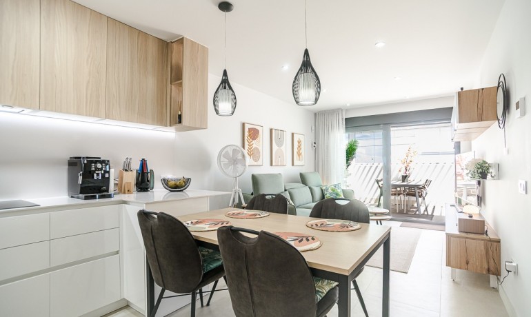 Revente - Appartement / Flat -
Torrevieja* - LOS BALCONES - LOS ALTOS
