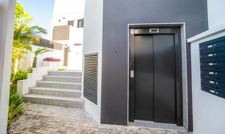 Revente - Appartement / Flat -
Torrevieja* - LOS BALCONES - LOS ALTOS