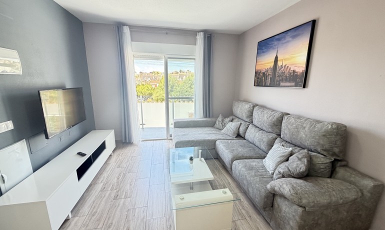 Sale - Villa -
Villamartin